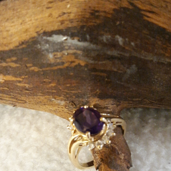 Ring - Picture 6 of 8